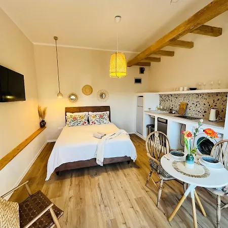 Veronika's House Appartement *