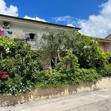 Veronika's House * Pula