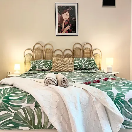 Veronika's House Apartment