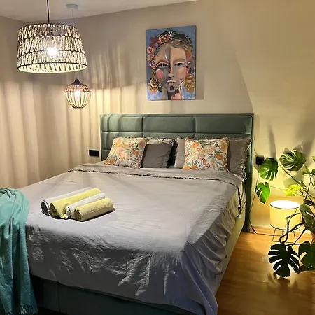 Veronika's House Апартаменты